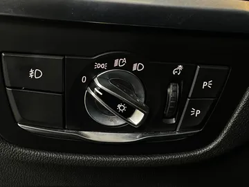 2021 BMW X3 - image 20