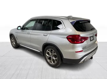 2021 BMW X3 - image 11