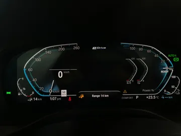 2021 BMW X3 - image 17