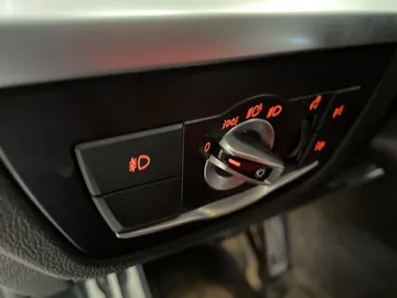 2018 BMW X3 - image 18