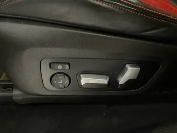 2018 BMW X3 - image 19