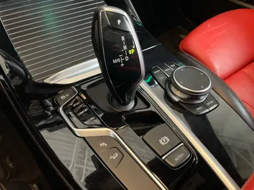 2018 BMW X3 - image 30