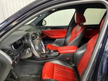 2018 BMW X3 - image 10
