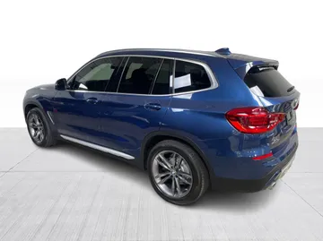 2020 BMW X3 - image 11
