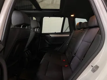 2017 BMW X3 - image 15