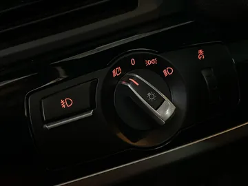 2017 BMW X3 - image 19
