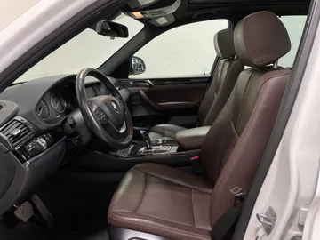 2017 BMW X3 - image 3