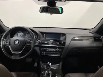2017 BMW X3 - image 4
