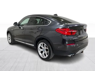 2017 BMW X4 - image 11