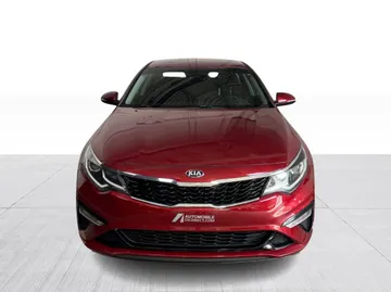 2019 Kia Optima - image 8