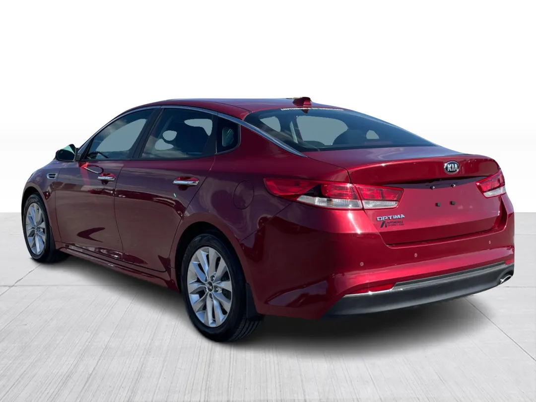 2018 Kia Optima LX, photo 9