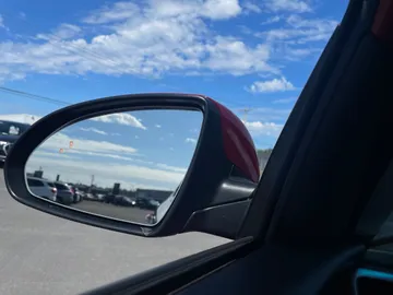 2018 Kia Optima - image 18