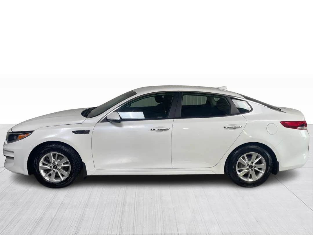 2018 Kia Optima — photo 8