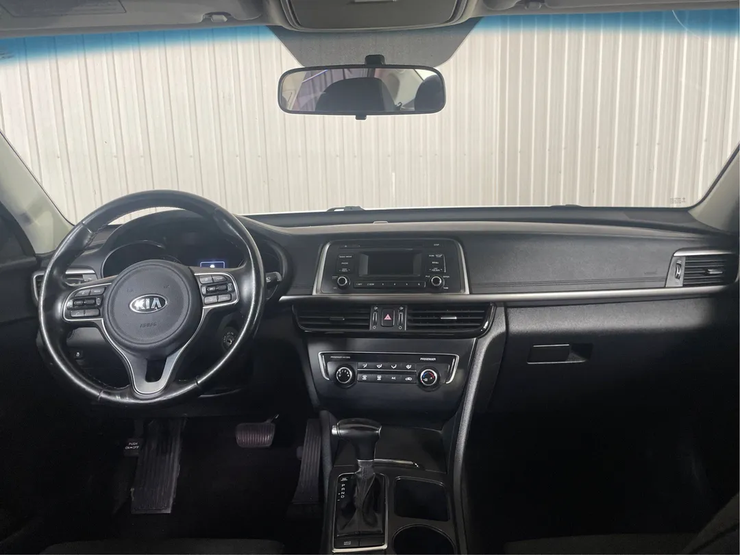 2018 Kia Optima — photo 4