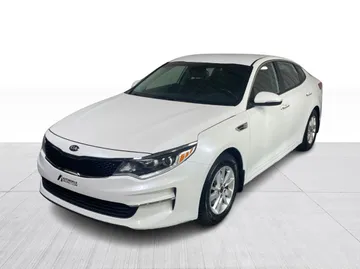 2018 Kia Optima - image 8