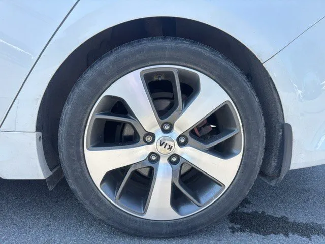 2017 Kia Optima — photo 6