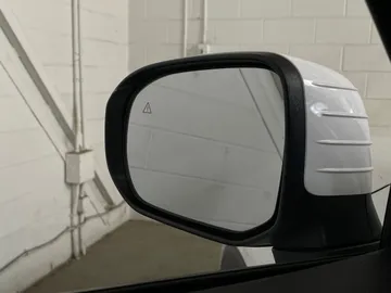 2023 Kia Telluride - image 21