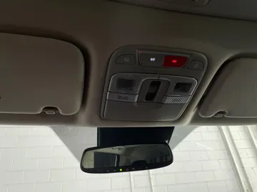 2023 Kia Telluride - image 17