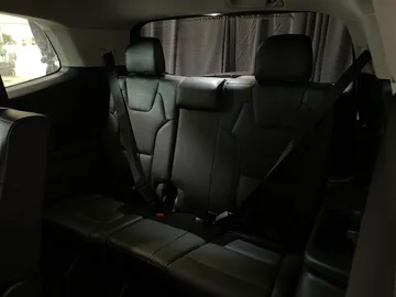 2023 Kia Telluride - image 29