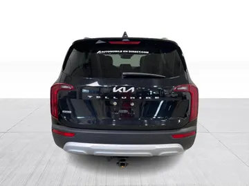 2022 Kia Telluride - image 13
