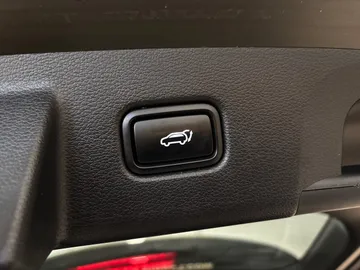 2020 Kia Telluride - image 23