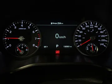 2020 Kia Telluride - image 18