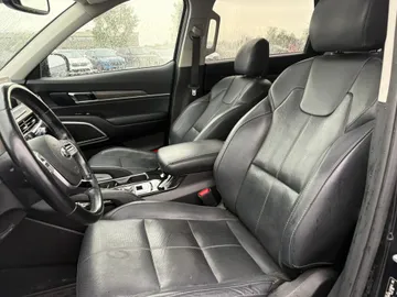 2020 Kia Telluride - image 10