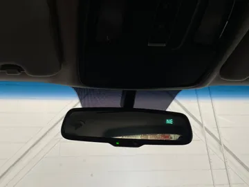 2016 Kia Sorento - image 15