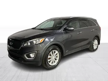 2016 Kia Sorento - image 8