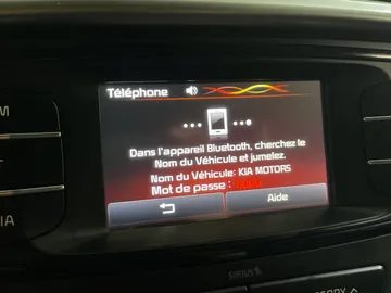 2016 Kia Sorento - image 22
