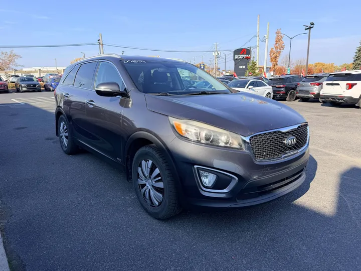 2016 Kia Sorento - main image