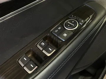 2019 Kia Sorento - image 20