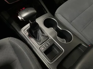 2019 Kia Sorento - image 24