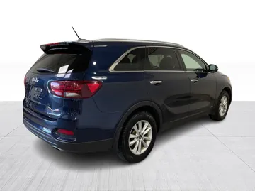 2019 Kia Sorento - image 14