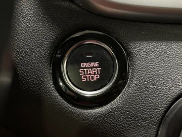 2019 Kia Sorento - image 19