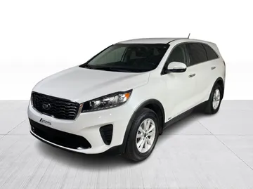 2020 Kia Sorento - image 9