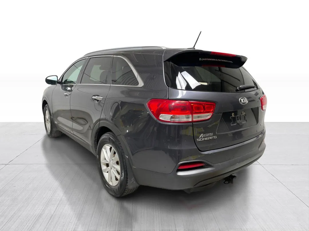 2017 Kia Sorento LX AWD, photo 9