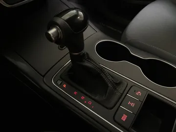 2017 Kia Sorento - image 23