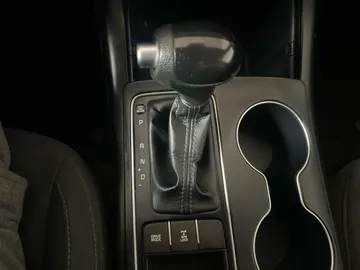 2018 Kia Sorento - image 24