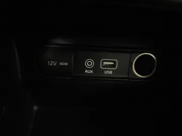 2018 Kia Sorento - image 23