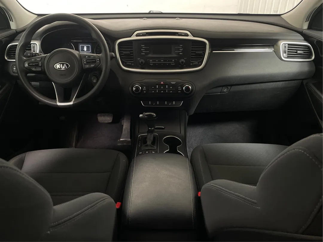2017 Kia Sorento LX AWD, photo 4