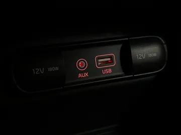 2017 Kia Sorento - image 22