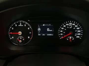 2017 Kia Sorento - image 17