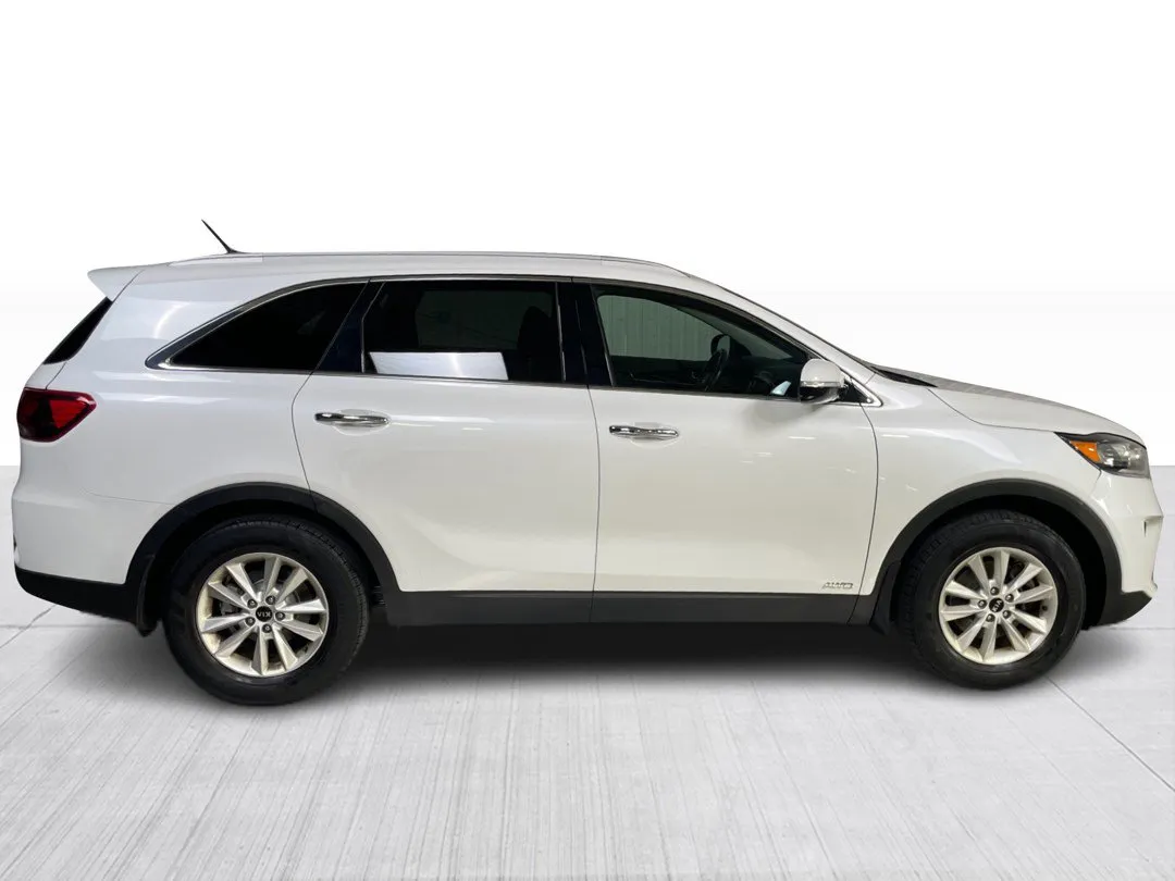 2019 Kia Sorento — photo 2