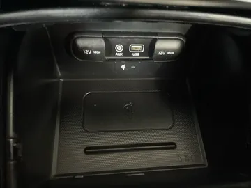 2019 Kia Sorento - image 24