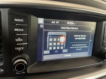 2019 Kia Sorento - image 23