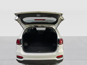2019 Kia Sorento - image 12