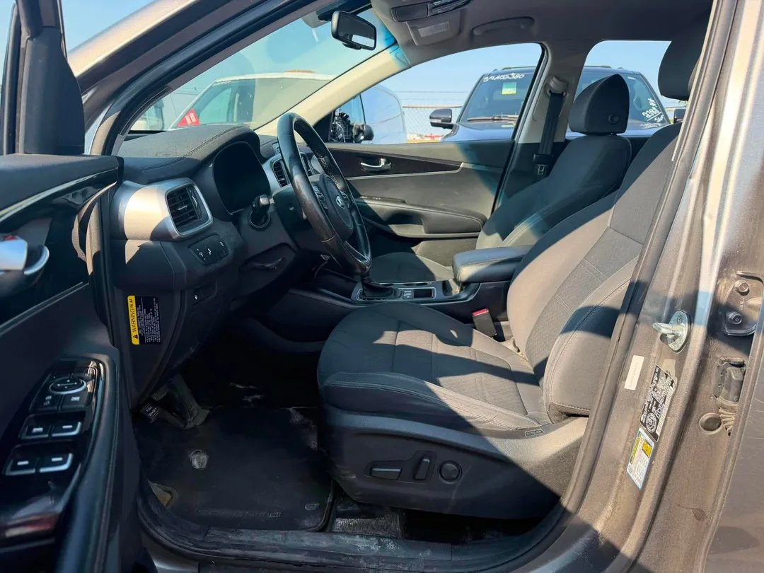 2018 Kia Sorento — photo 7