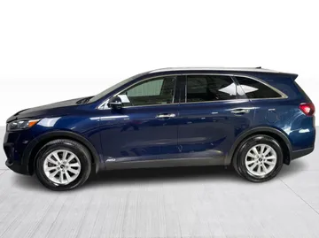2019 Kia Sorento - image 10