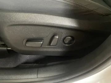 2019 Kia Sorento - image 19